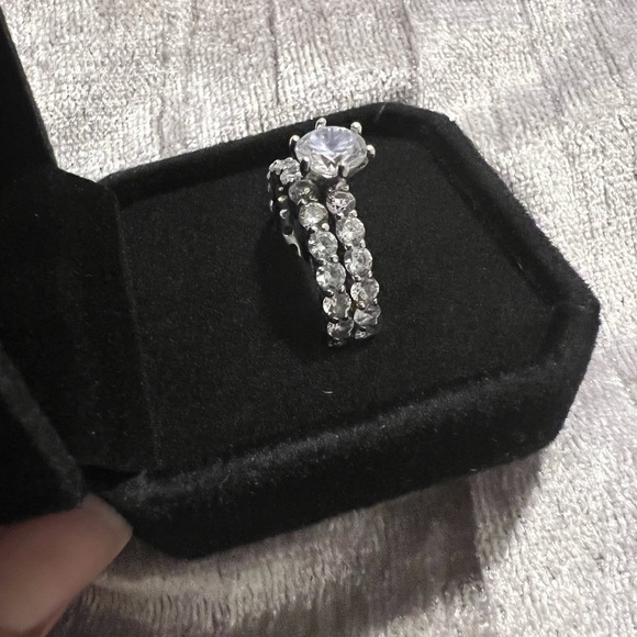 Engagement Ring - Picture 3 of 9